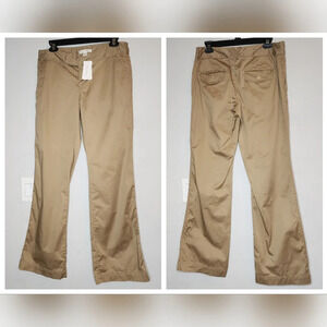 NWT Banana Republic Bootcut khaki pants women's size 4.